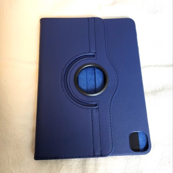 Rotaiting IPad Navy Blue Case NWT - Picture 1 of 8